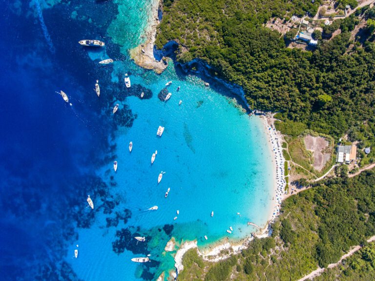 Paxos / Photo by CALIN STAN on Unsplash